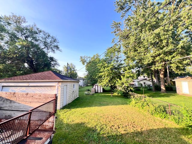 2737 Tennyson Place, Hazel Crest, IL 60429
