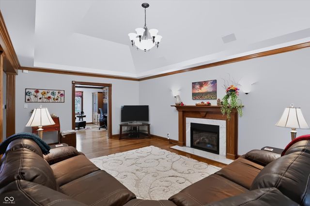 6717 La Tour Circle, Indianapolis, IN 46278