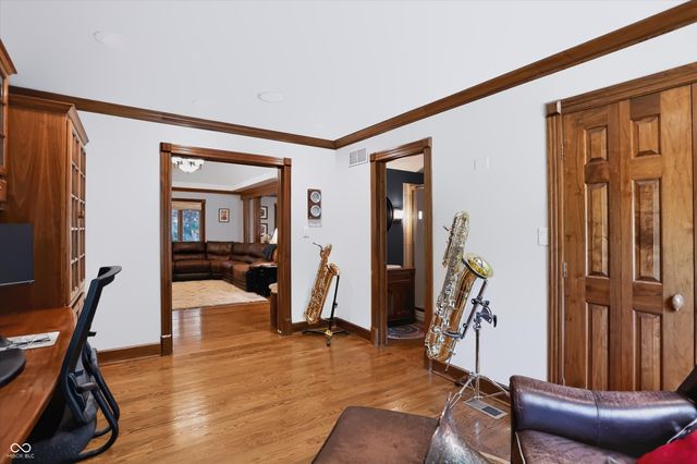 6717 La Tour Circle, Indianapolis, IN 46278