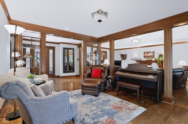 6717 La Tour Circle, Indianapolis, IN 46278