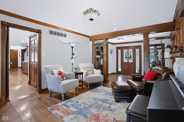 6717 La Tour Circle, Indianapolis, IN 46278