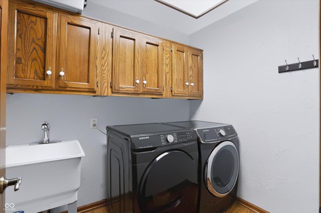 6717 La Tour Circle, Indianapolis, IN 46278