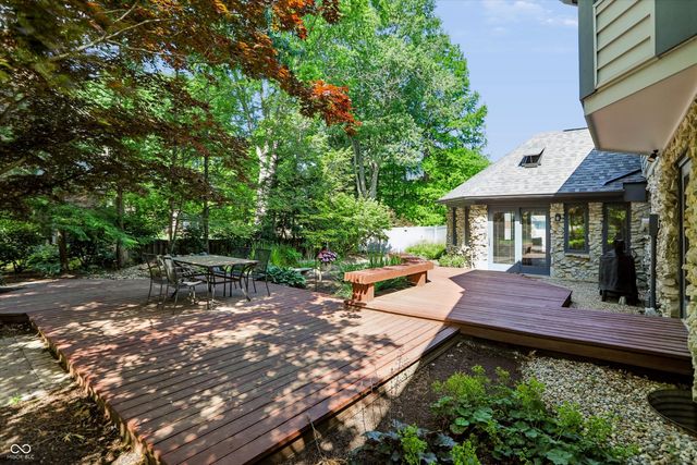 6717 La Tour Circle, Indianapolis, IN 46278