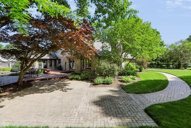 6717 La Tour Circle, Indianapolis, IN 46278