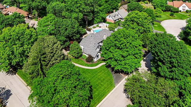 6717 La Tour Circle, Indianapolis, IN 46278