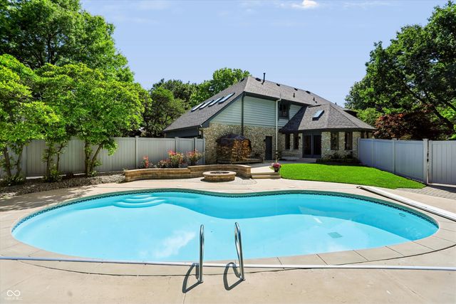 6717 La Tour Circle, Indianapolis, IN 46278