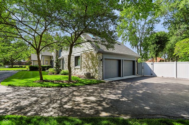 6717 La Tour Circle, Indianapolis, IN 46278