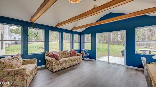 8 Pinewood Drive, Glenville, NY 12302