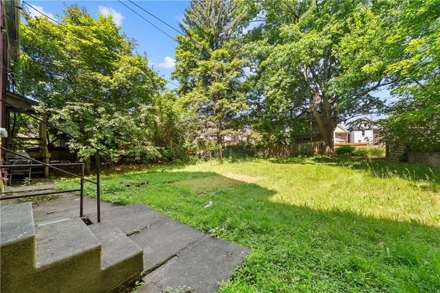 217-219 5th St, Wilmerding, PA 15148