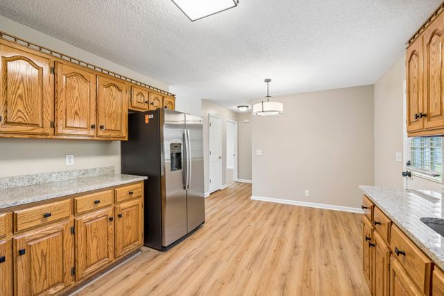 2901 Meadowhill Dr, Murfreesboro, TN 37130