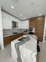 8283 NW 44th St, Doral, FL 33166