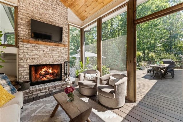 889 Freehome Road, Canton, GA 30115
