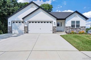 106 timber wind Drive, Wentzville, MO 63385