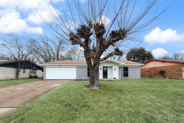 5645 Comer Drive, Fort Worth, TX 76134