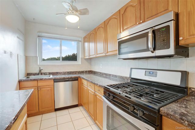 111-09 66th Avenue 2B, Forest Hills, NY 11375