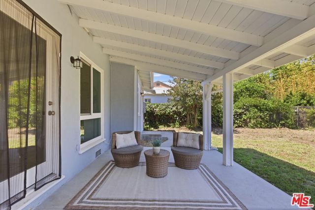 7444 Oak Park Avenue, Van Nuys (los Angeles), CA 91406