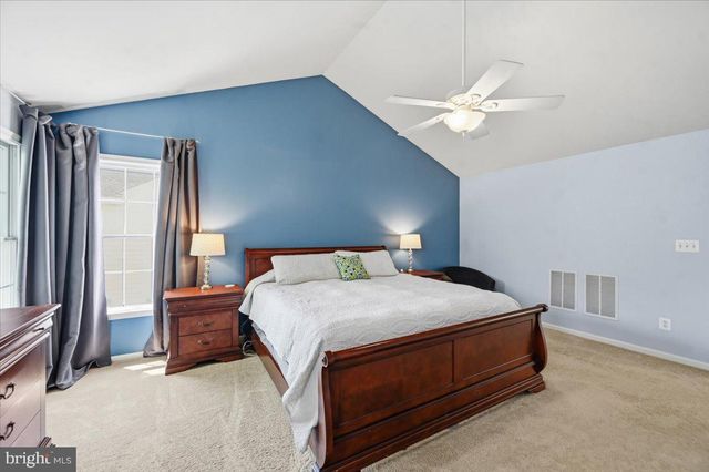 42631 HARRIS, Chantilly, VA 20152