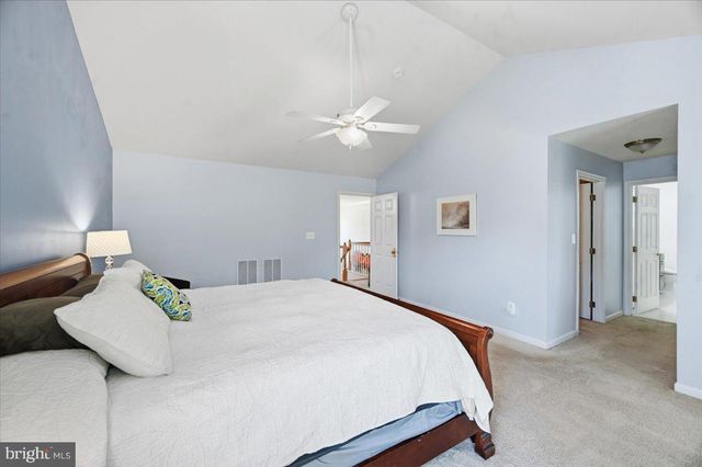 42631 HARRIS, Chantilly, VA 20152