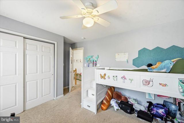 42631 HARRIS, Chantilly, VA 20152