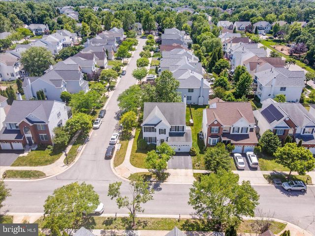 42631 HARRIS, Chantilly, VA 20152