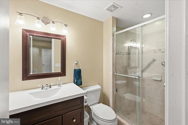 42631 HARRIS, Chantilly, VA 20152