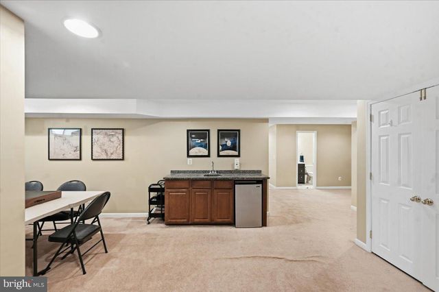 42631 HARRIS, Chantilly, VA 20152