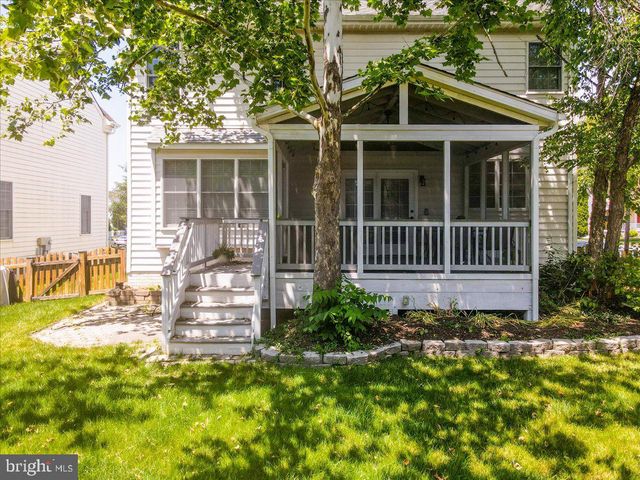 42631 HARRIS, Chantilly, VA 20152
