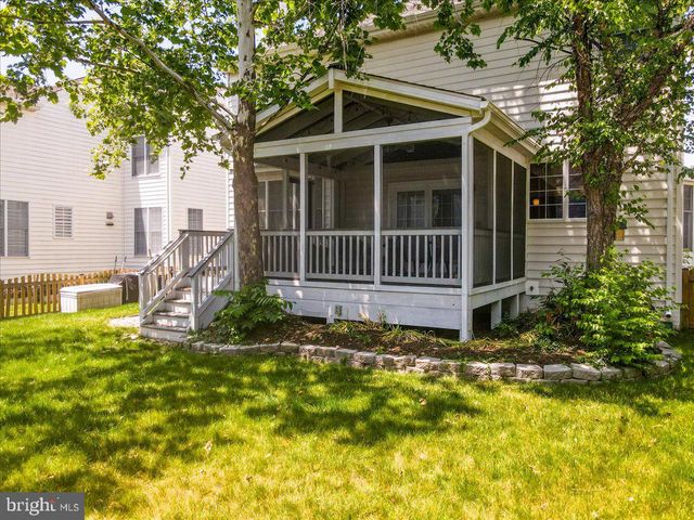 42631 HARRIS, Chantilly, VA 20152