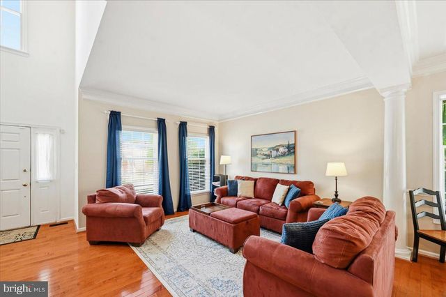 42631 HARRIS, Chantilly, VA 20152