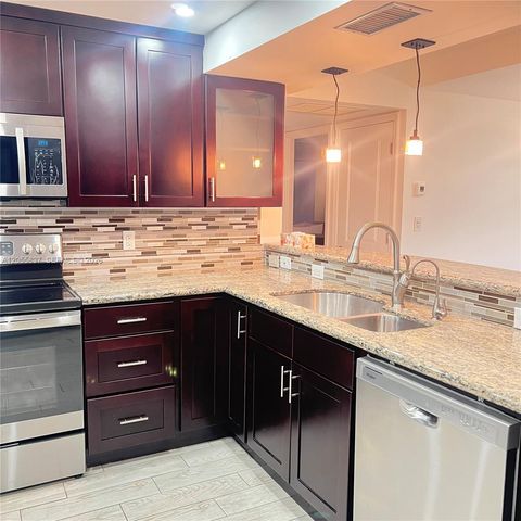 20379 W Country Club Dr 433, Aventura, FL 33180