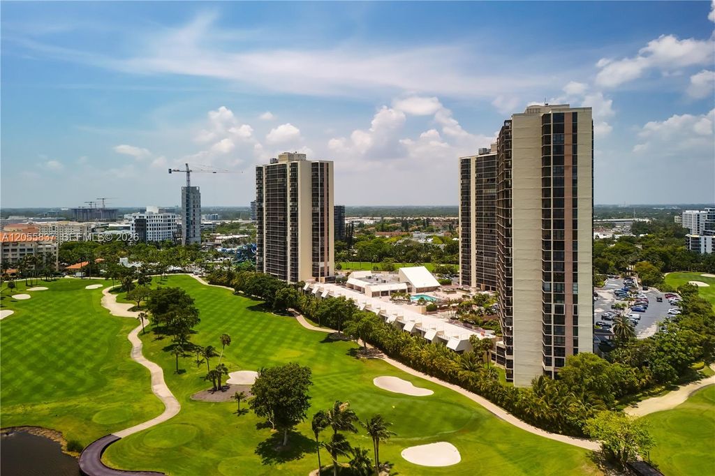 20379 W Country Club Dr 433, Aventura, FL 33180