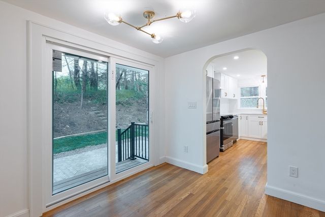 9 Bridge St, Medfield, MA 02052