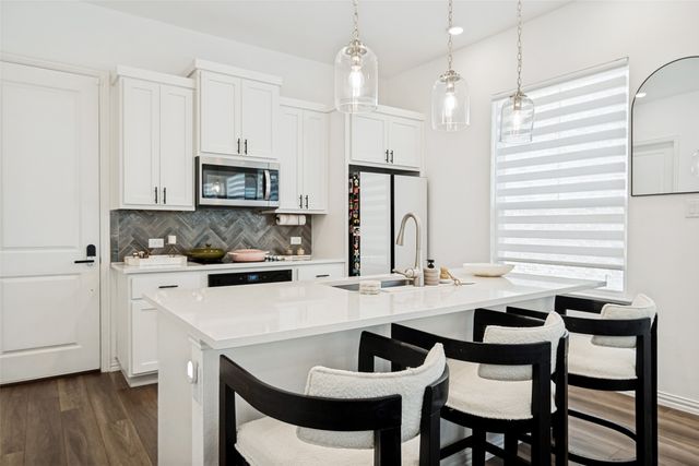 7536 Laburnam Road, Dallas, TX 75228