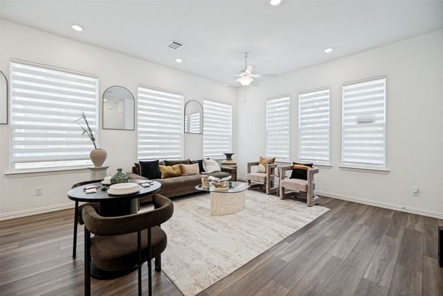 7536 Laburnam Road, Dallas, TX 75228