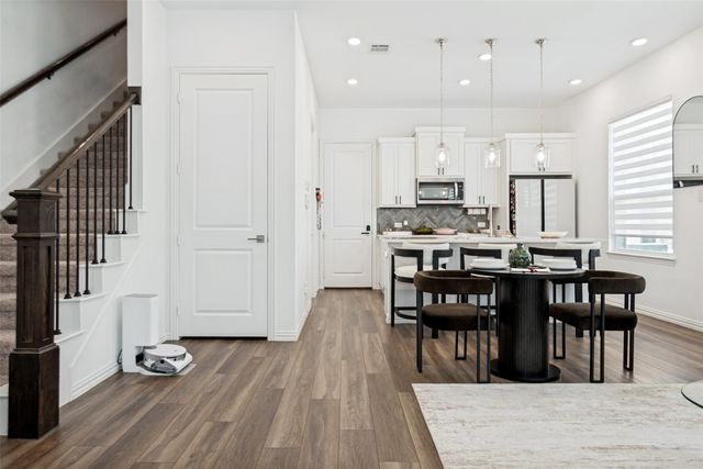 7536 Laburnam Road, Dallas, TX 75228