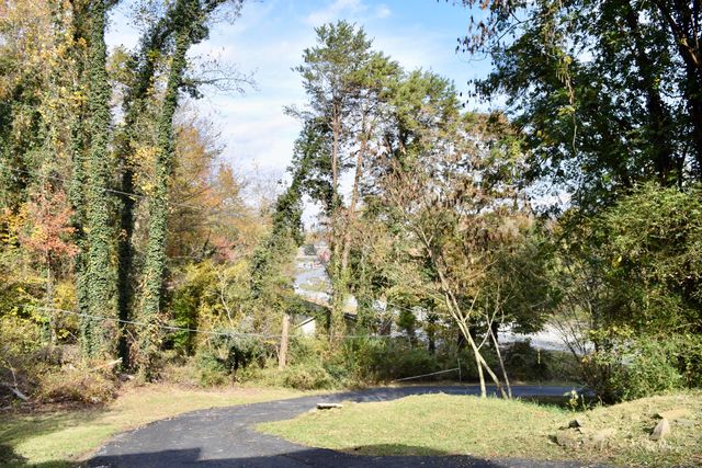 9953 Dayton Pike, Soddy Daisy, TN 37379