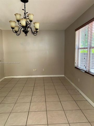 10861 NW 85th Terrace, Doral, FL 33178
