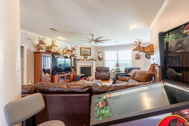 100 Holloway Cv, Heber Springs, AR 72543