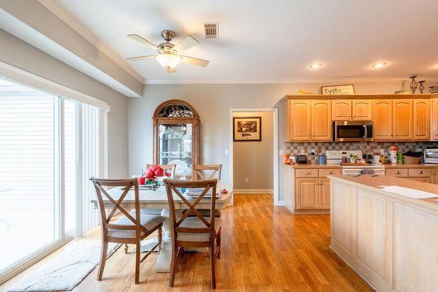 100 Holloway Cv, Heber Springs, AR 72543