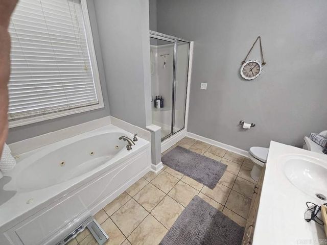 100 Holloway Cv, Heber Springs, AR 72543