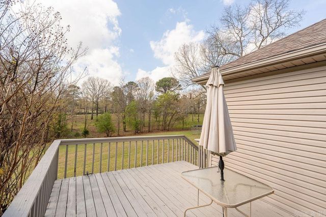 100 Holloway Cv, Heber Springs, AR 72543
