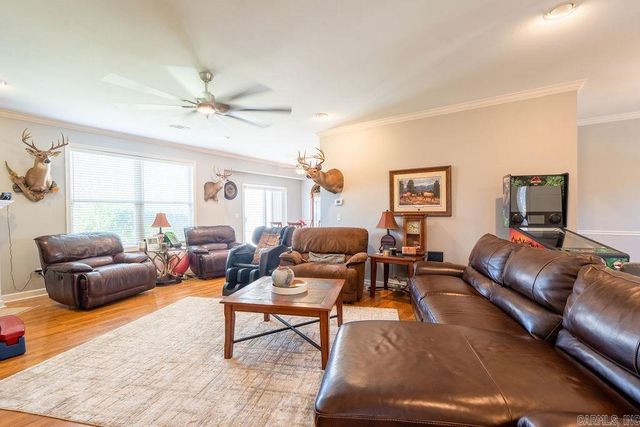 100 Holloway Cv, Heber Springs, AR 72543