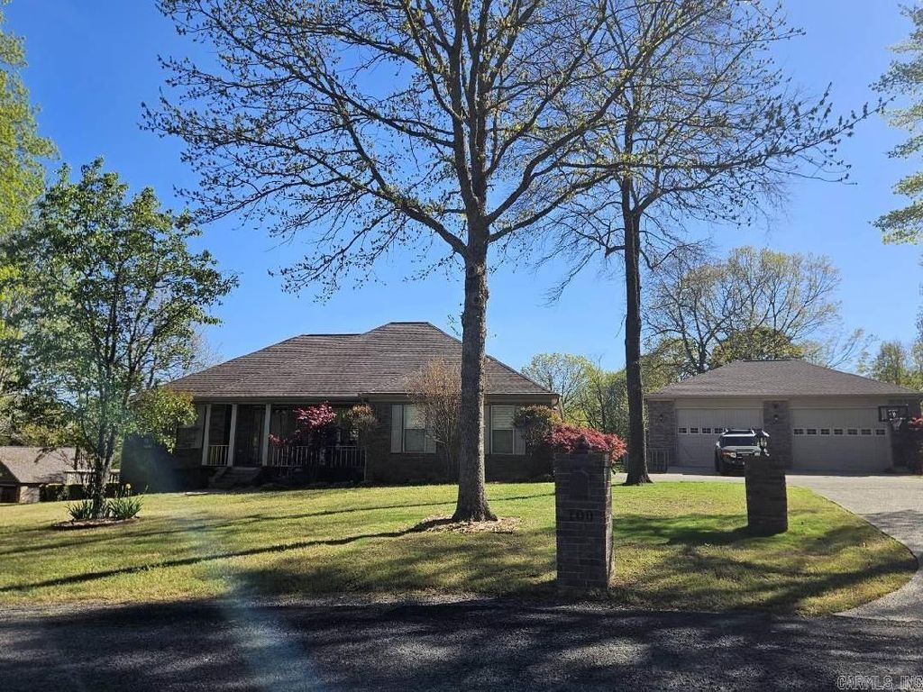 100 Holloway Cv, Heber Springs, AR 72543