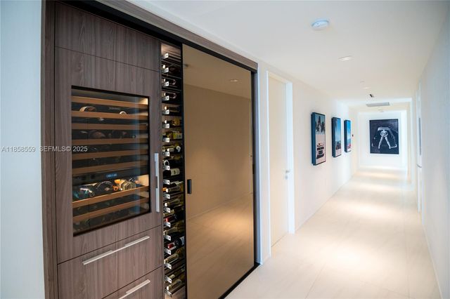 1000 Biscayne Boulevard 3502, Miami, FL 33132