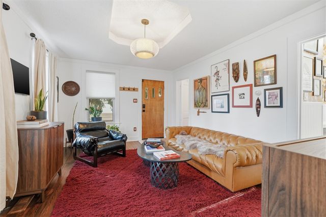 326 W Robert Avenue, Hazel Park, MI 48030