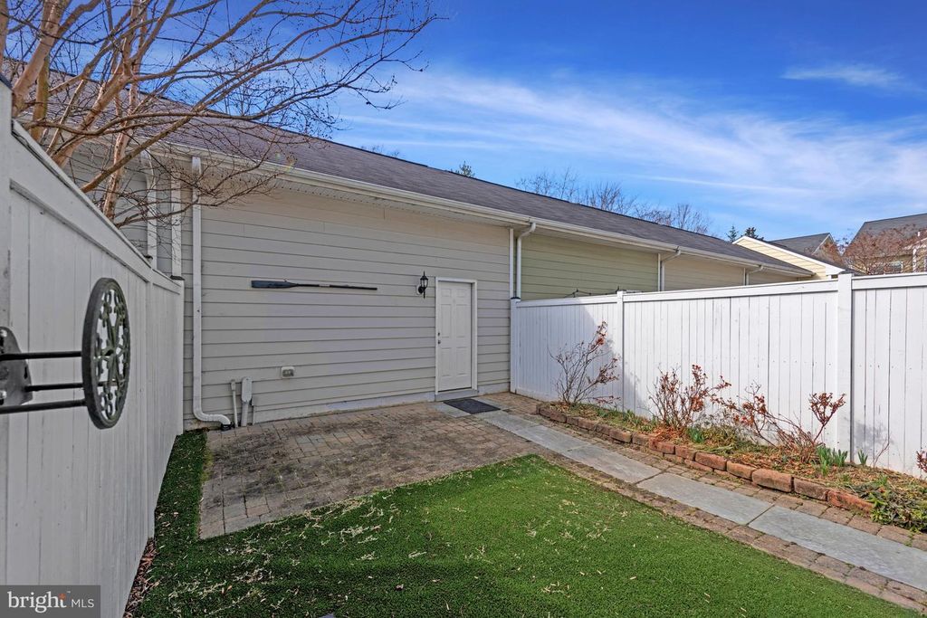 Image 39 of property listing at 32 BOUCHER PL, Annapolis, MD 21403