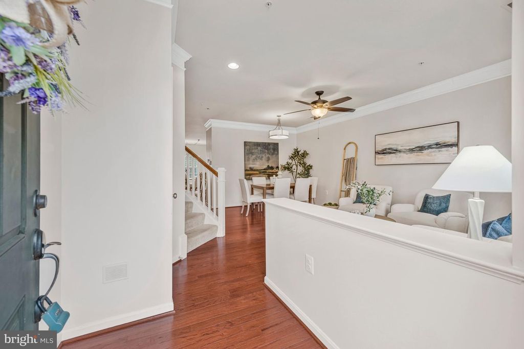 Image 4 of property listing at 32 BOUCHER PL, Annapolis, MD 21403