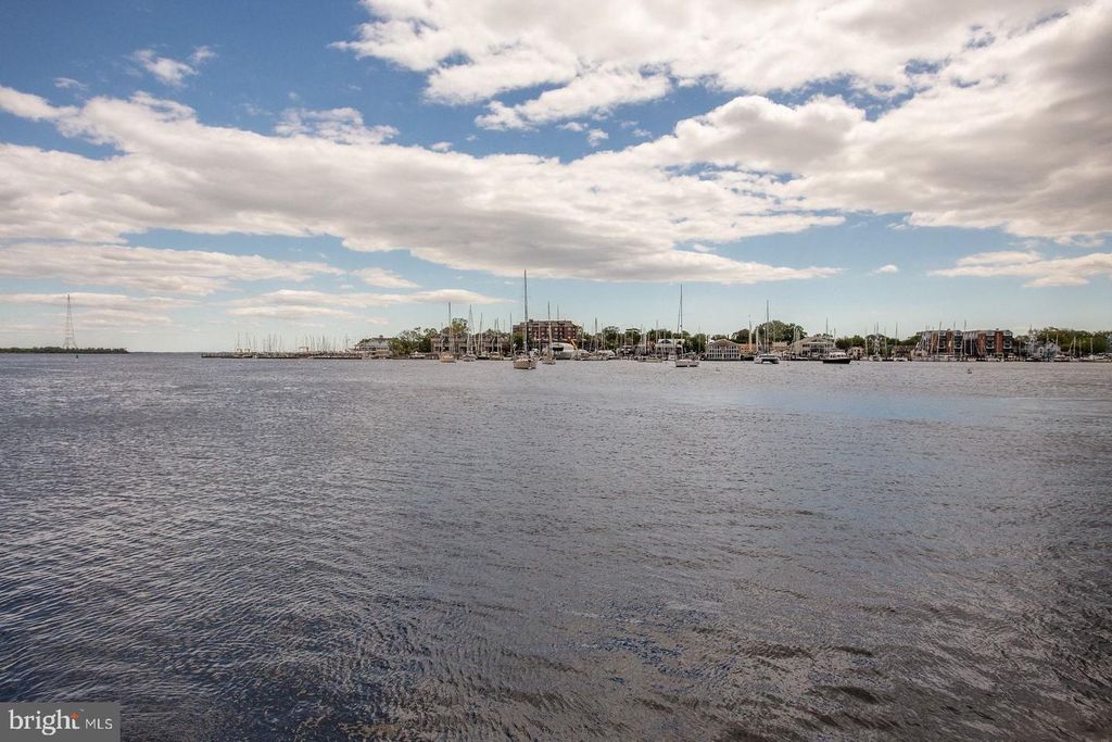 Image 65 of property listing at 32 BOUCHER PL, Annapolis, MD 21403