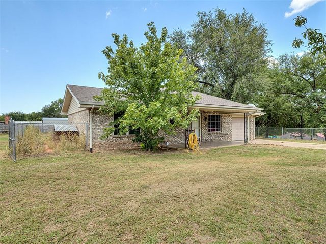 216 W Seward Road, Guthrie, OK 73044