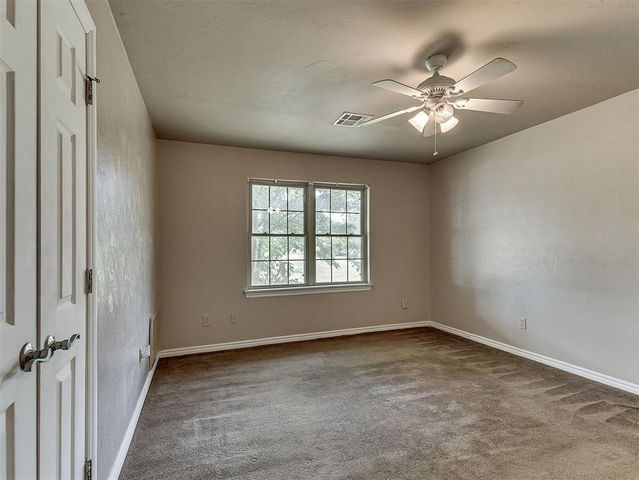 216 W Seward Road, Guthrie, OK 73044